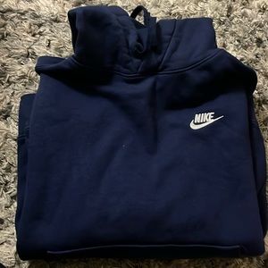 Nike hoodie men’s size medium